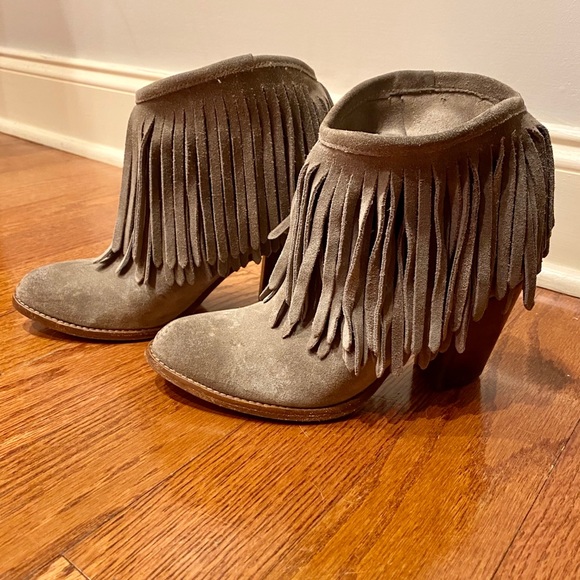 Frye llana Fringe Short Booties - Picture 2 of 6